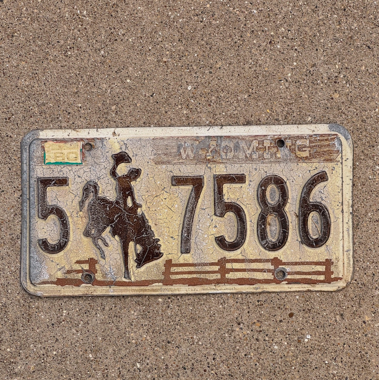 Photo of a 1978 Wyoming License Plate Auto Tag 1 Garage Decor Albany County 5 7586