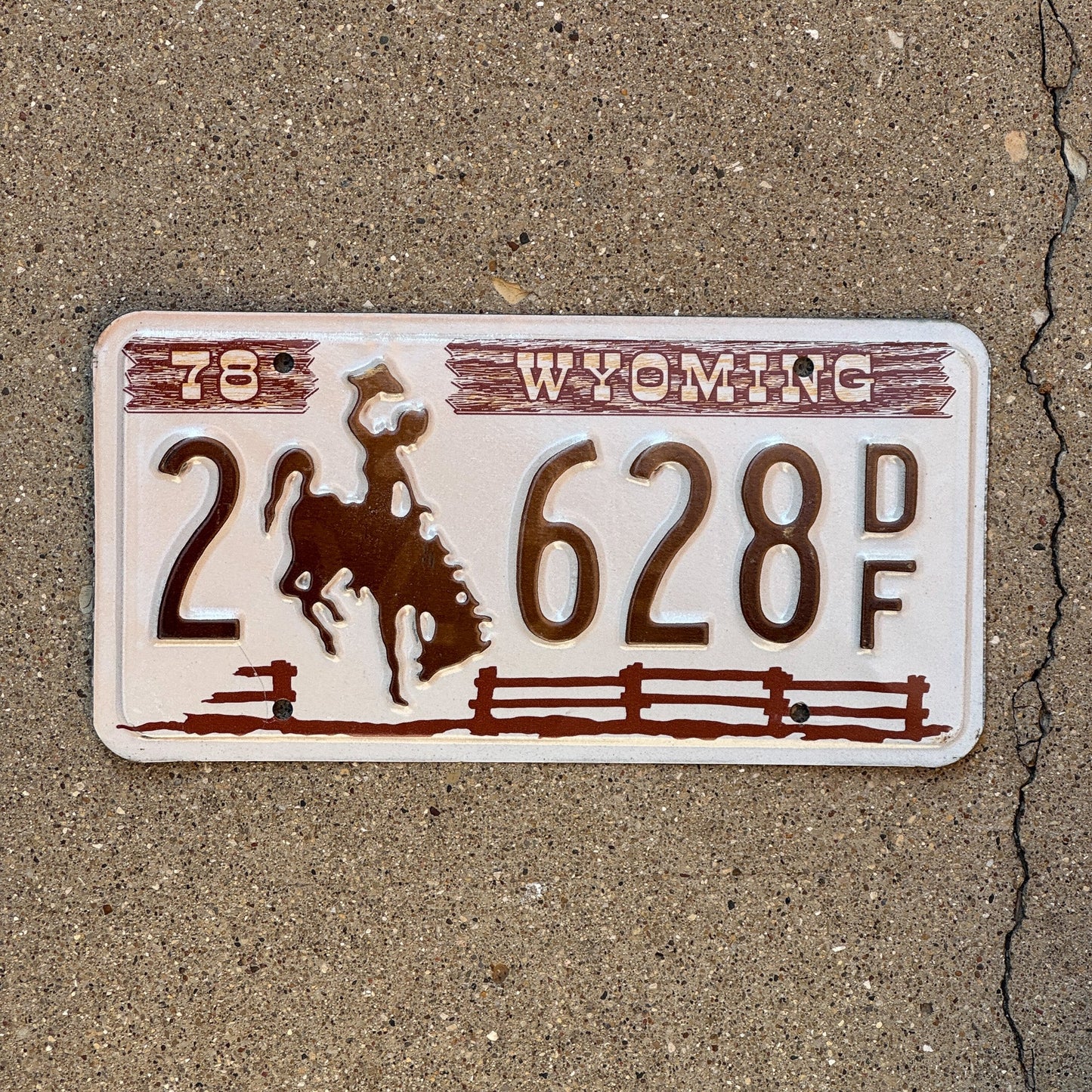 Photo of a 1978 Wyoming License Plate Auto Tag Garage Decor Vintage 2 628 DF