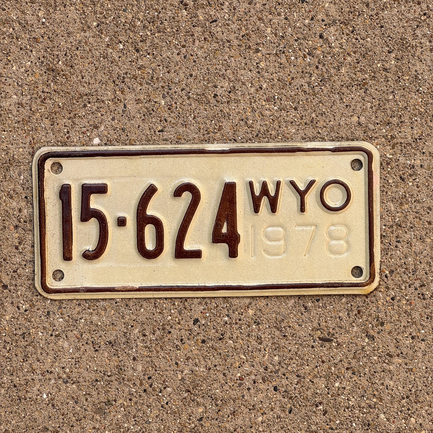 Photo of a 1978 Wyoming MOTORCYCLE License Plate Auto Tag Garage Decor Vintage 15 624