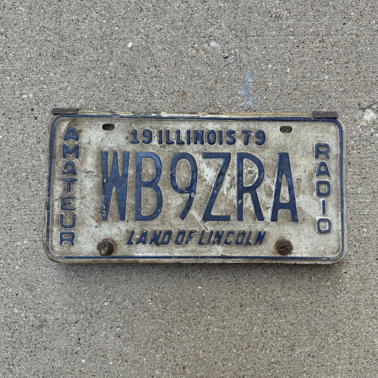 Photo of a 1979 Illinois Ham Radio License Plate Auto Tag Garage Decor Vintage WB 9 ZRA