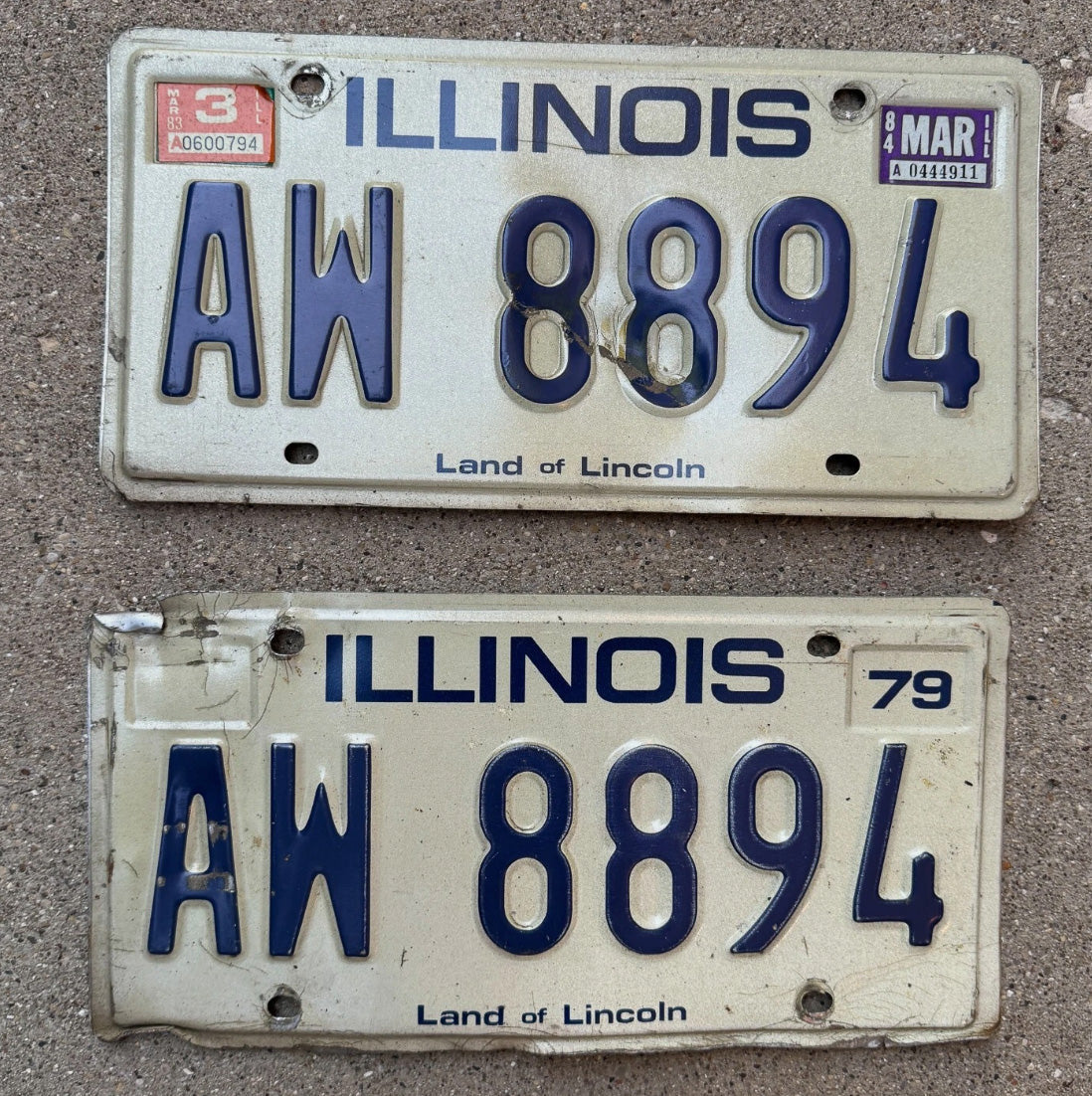 Photo of a 1979 Illinois License Plate Auto Tag Garage Decor Vintage AW 8894