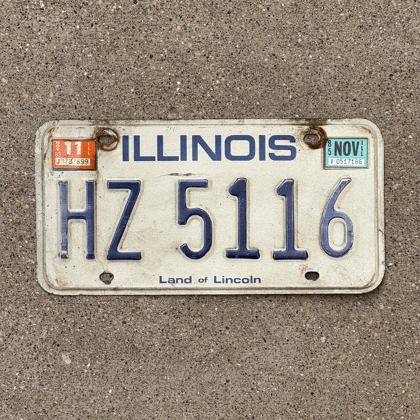 Photo of a 1979 Illinois License Plate Auto Tag Garage Decor Vintage HZ 5116