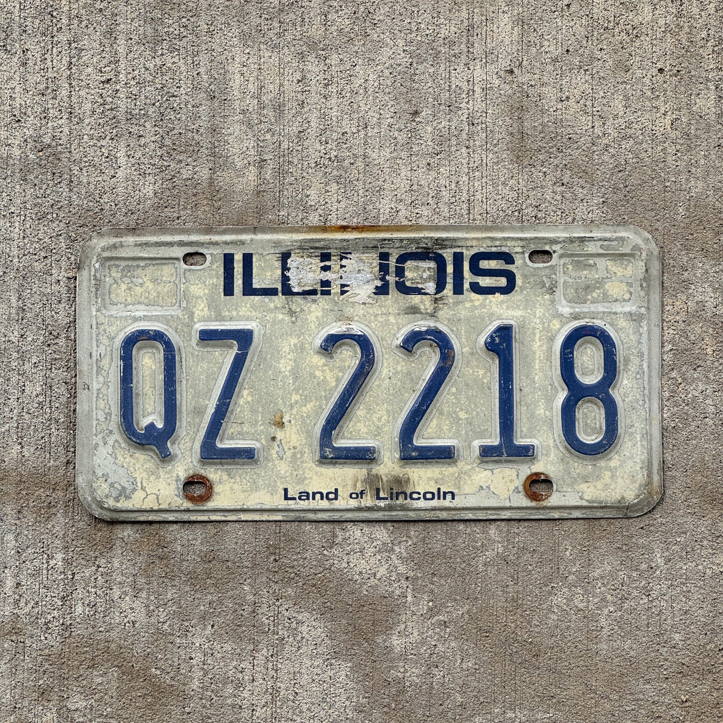 Photo of a 1979 Illinois License Plate Auto Tag Garage Decor Vintage QZ 2218 with original patina