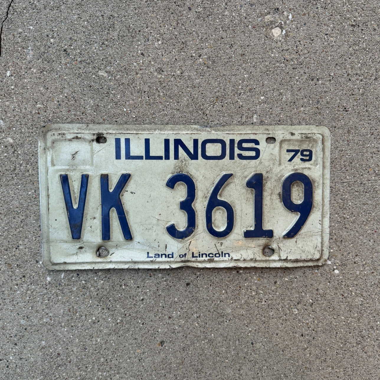 Photo of a 1979 Illinois License Plate Auto Tag Garage Decor Vintage VK 3619
