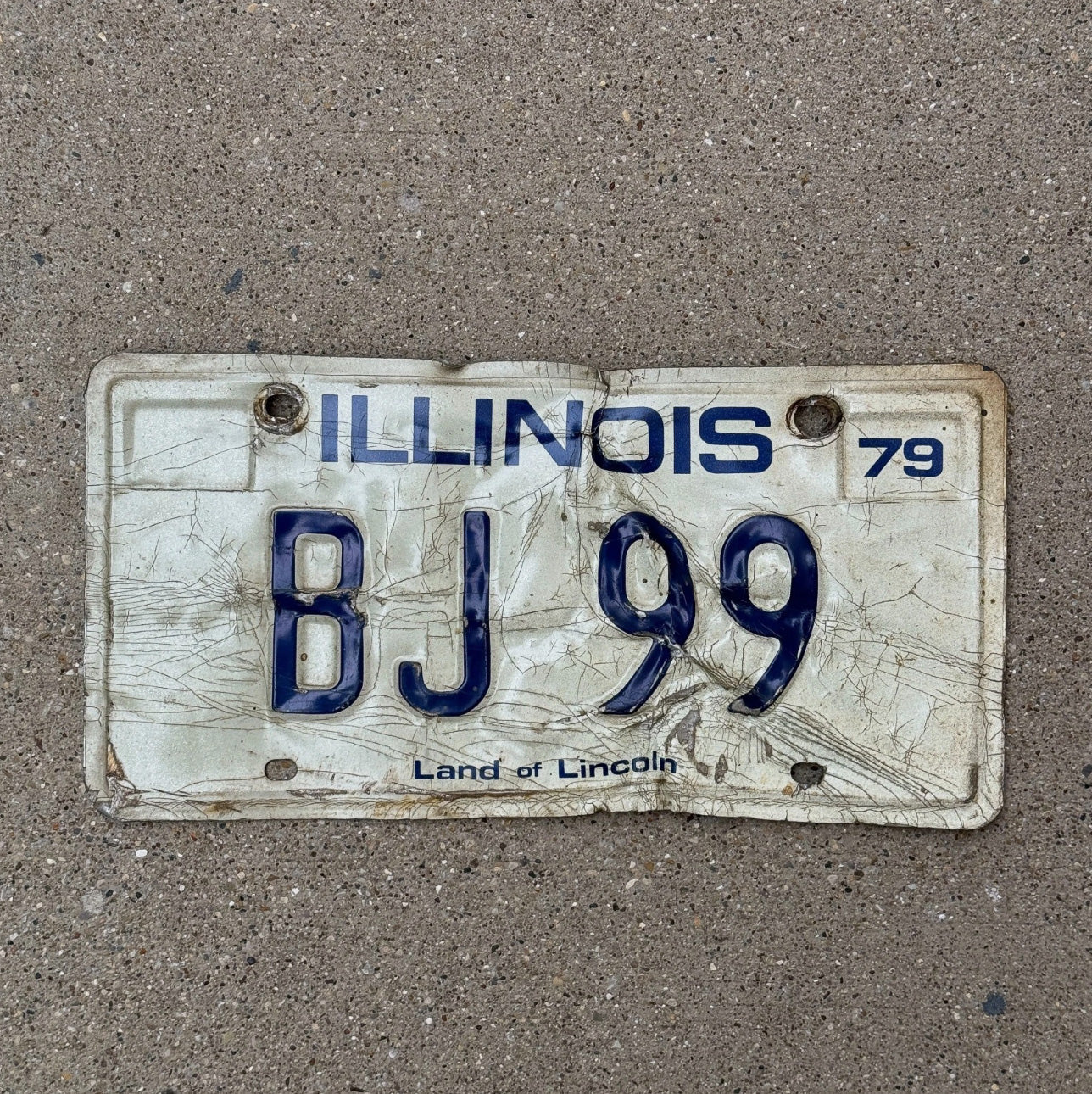 Photo of a 1979 Illinois Vanity License Plate Auto Tag 1 Garage Decor BJ 99