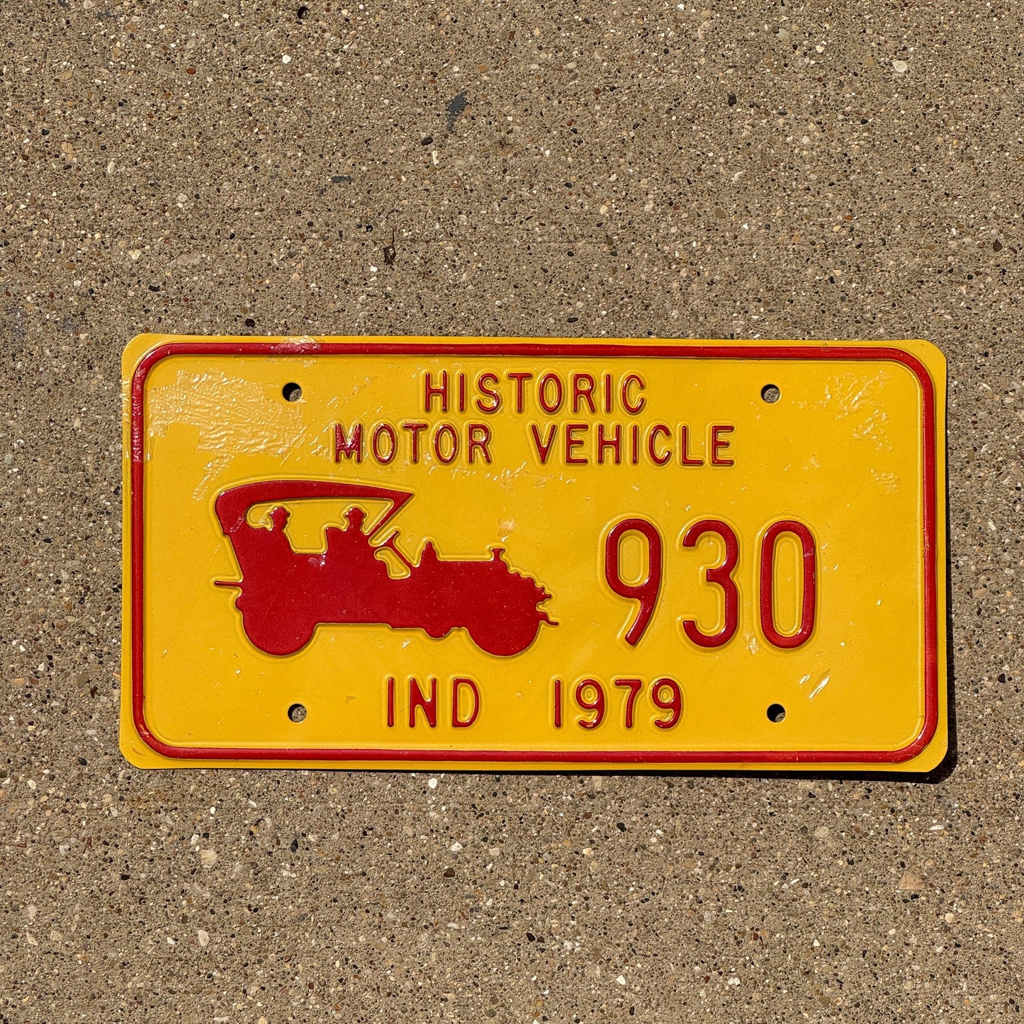 Photo of a 1979 Indiana Historic Vehicle License Plate Auto Tag Garage Decor Vintage Antique Car 930