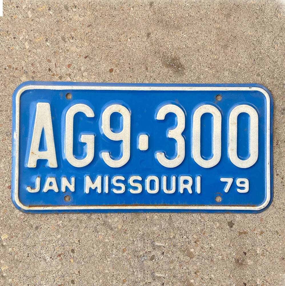 Photo of a 1979 Missouri License Plate Auto Tag Garage Decor Vintage AG9 300 with original patina