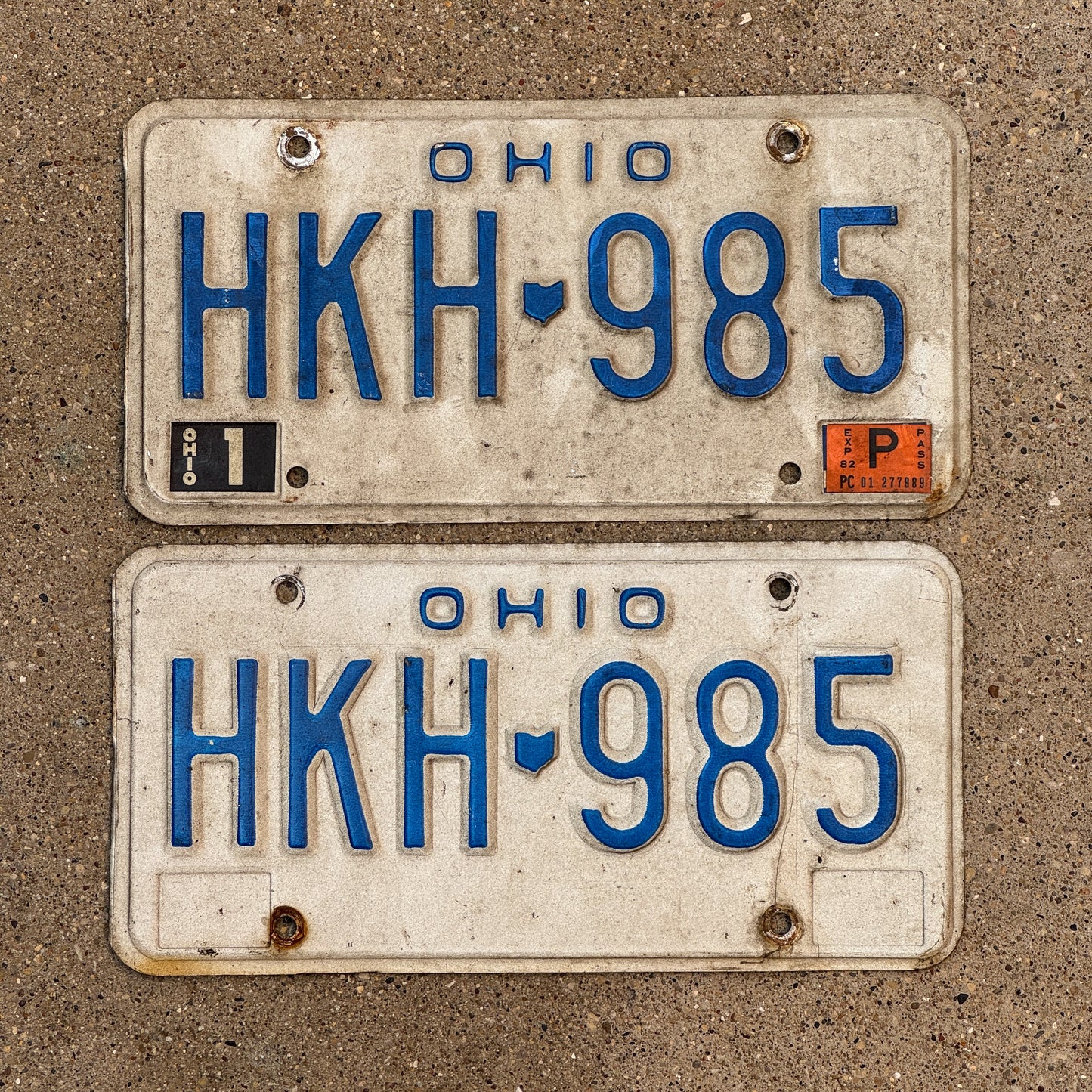 Photo of a 1980 1982 Ohio License Plate Pair Auto Tag Garage Decor Vintage HKH 985 with original patina