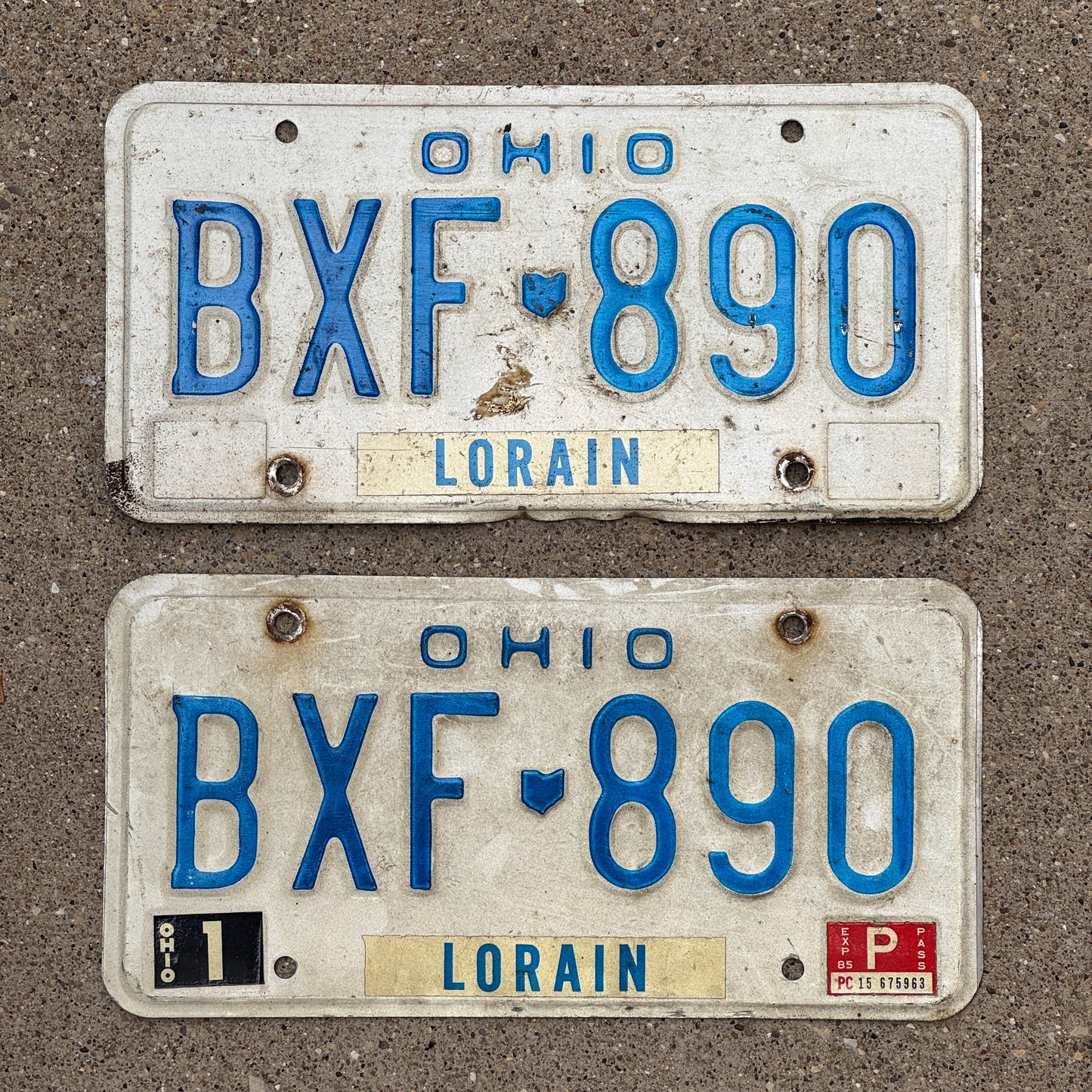 Photo of a 1980 1985 Ohio License Plate Pair Auto Tag Garage Decor Vintage BXF 890 with original patina