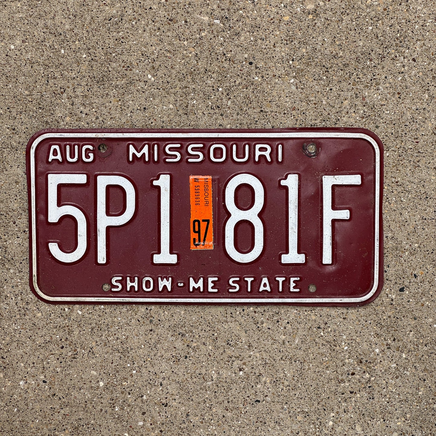 Photo of a 1980 1997 Missouri License Plate Auto Tag Garage Decor Vintage 5P1 81F