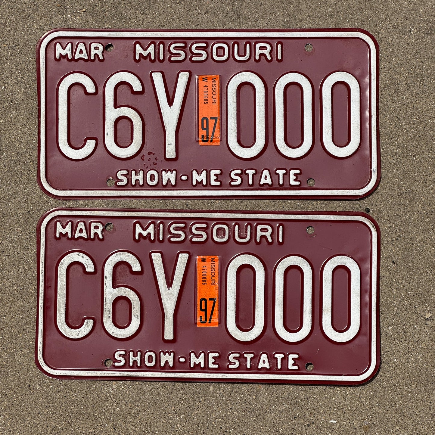 Photo of a 1980 1997 Missouri License Plate Auto Tag Garage Decor Vintage Repeat Repeating C6Y 000