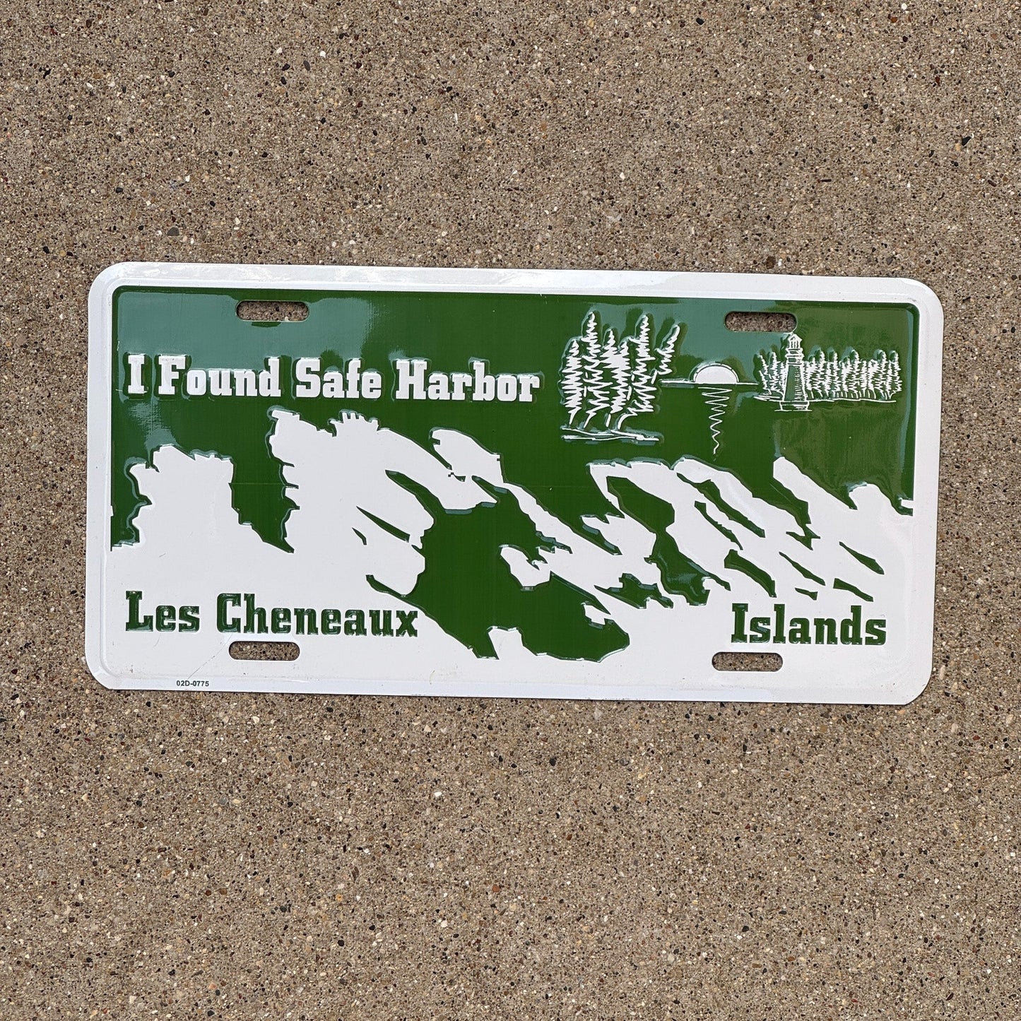 Photo of a 1980 Era Michigan Booster License Plate Auto Tag Garage Decor Vintage I Found Safe Harbor Lex Cheneaux Islands