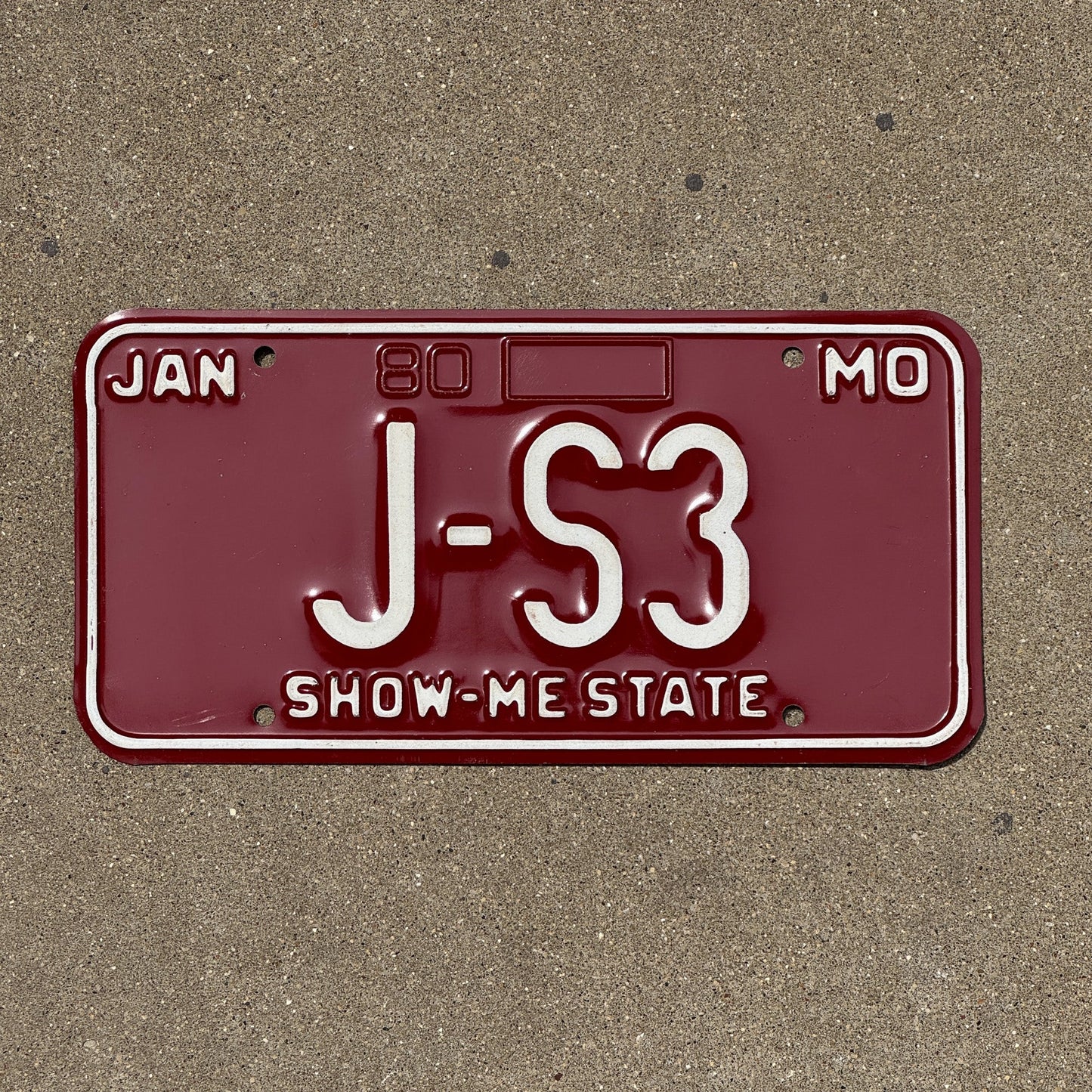 Photo of a 1980 Missouri Vanity License Plate Auto Tag Garage Decor Vintage J S3