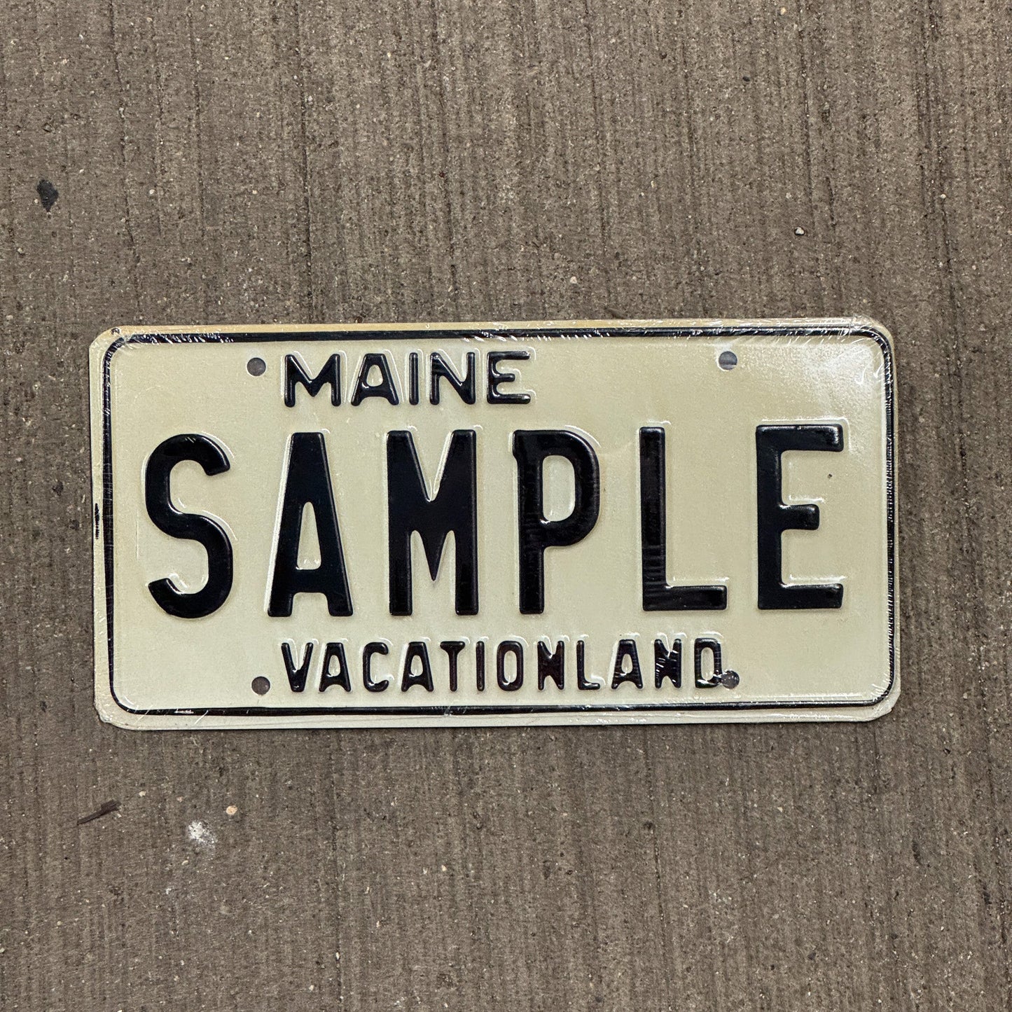 Photo of a 1981 Maine SAMPLE License Plate Auto Tag Garage Decor Vintage SAMPLE