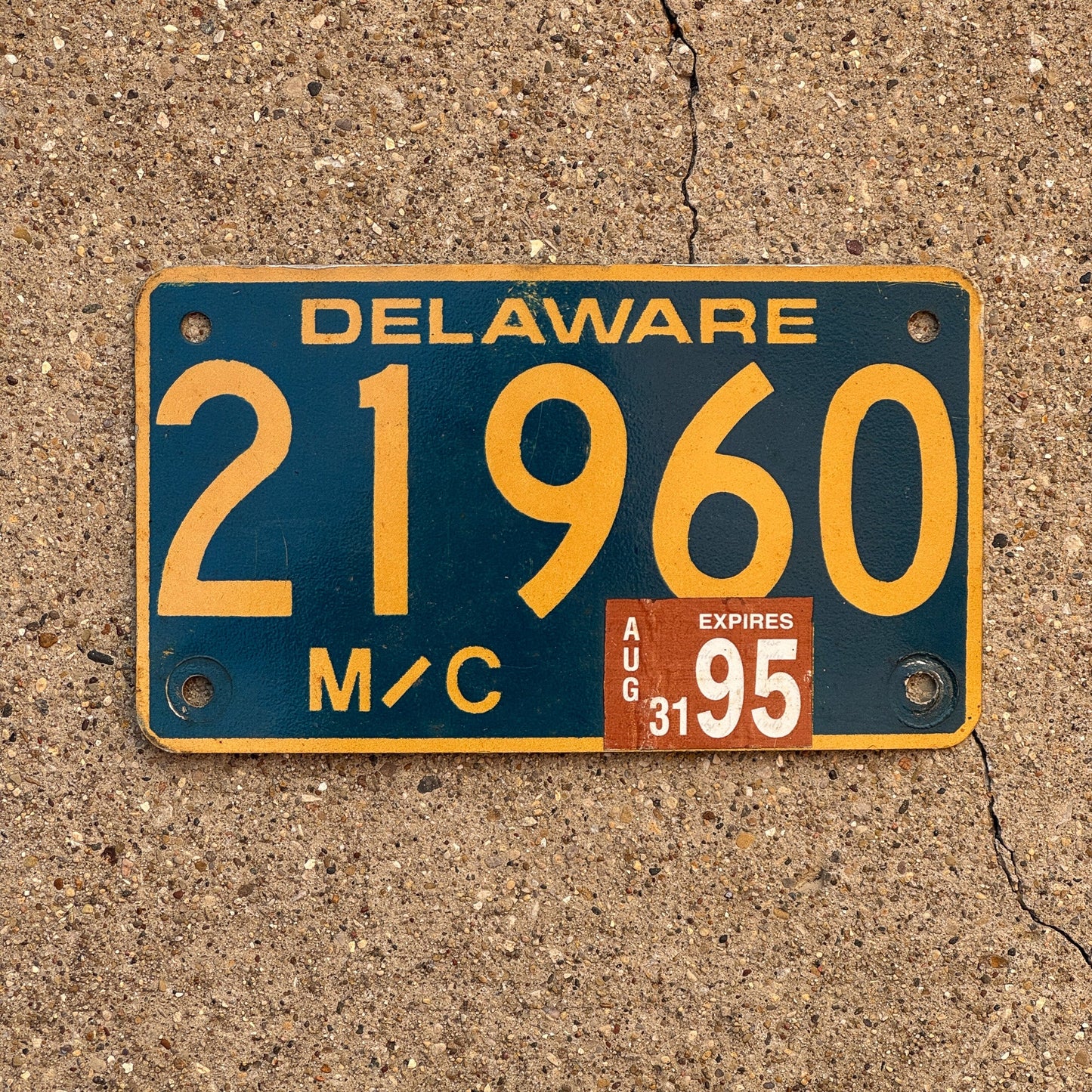 Photo of a 1982 1995 Delaware MOTORCYCLE License Plate Auto Tag Garage Decor Vintage 21960