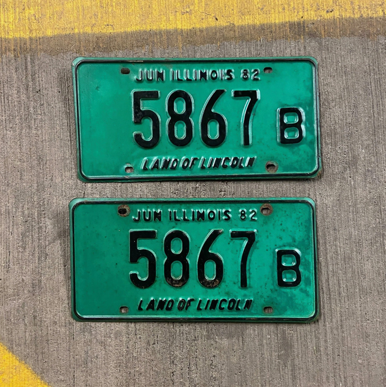 Photo of a 1982 Illinois Truck License Plate Pair Auto Tag Garage Decor Vintage 5867 B with original patina