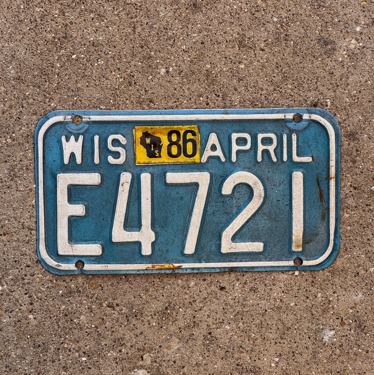Photo of a 1983 1986 Wisconsin Motorcycle License Plate Auto Tag Garage Decor E 4721