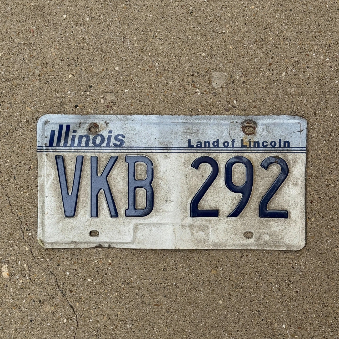 Photo of a 1983 Illinois License Plate Auto Tag Garage Decor Vintage VKB 292
