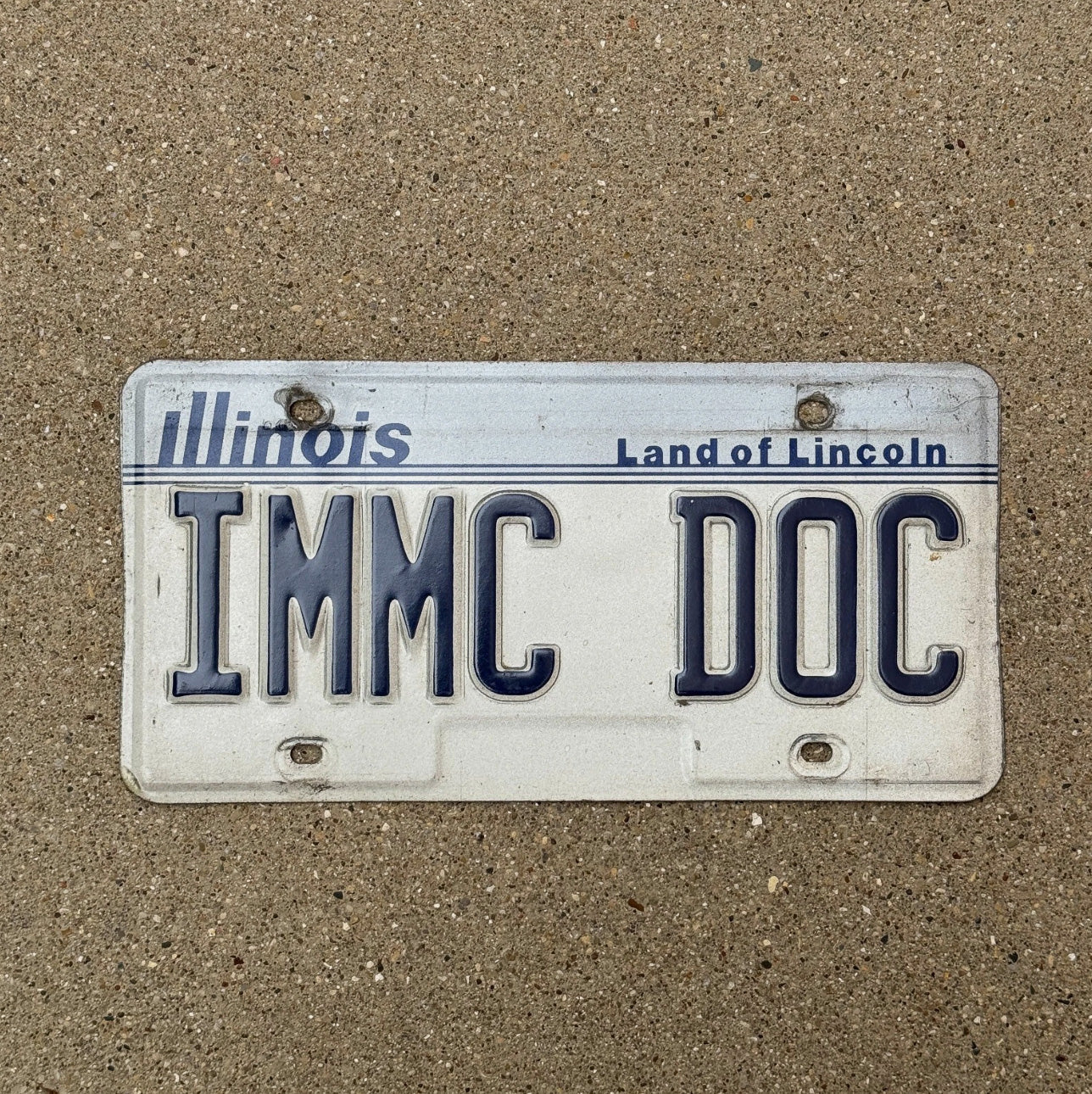 Photo of a 1983 Illinois Vanity License Plate Auto Tag 1 Garage Decor Doctor IMMC DOC