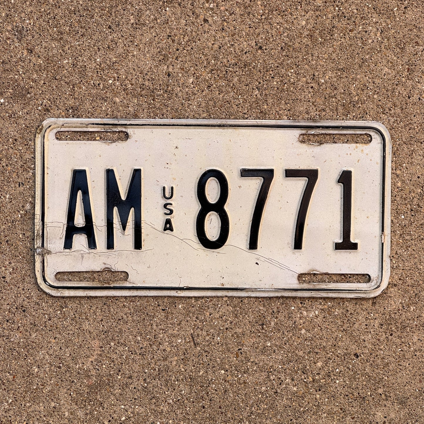 Photo of a 1983 US Forces Germany License Plate Auto Tag Garage Decor Vintage AM 8771