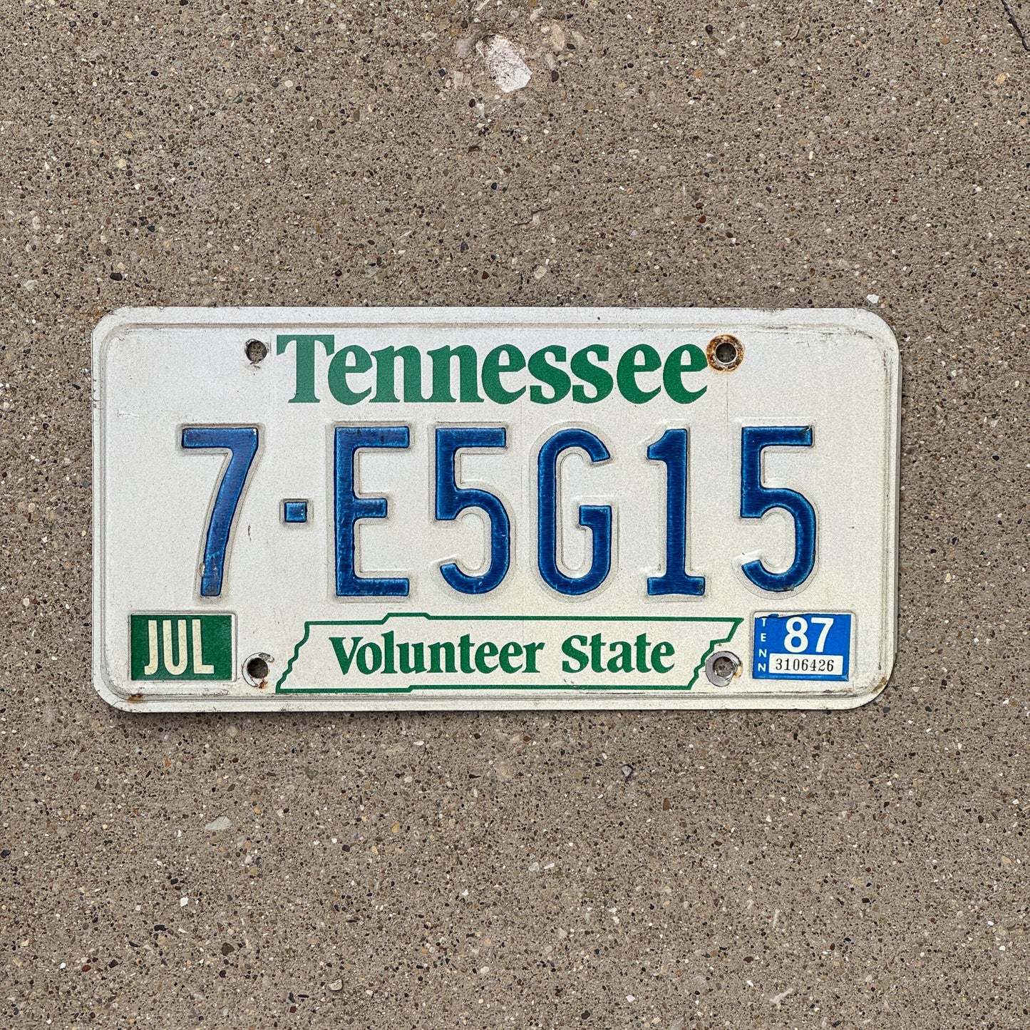 Photo of a 1984 1987 Tennessee License Plate Auto Tag Garage Decor Vintage 7 E5G15