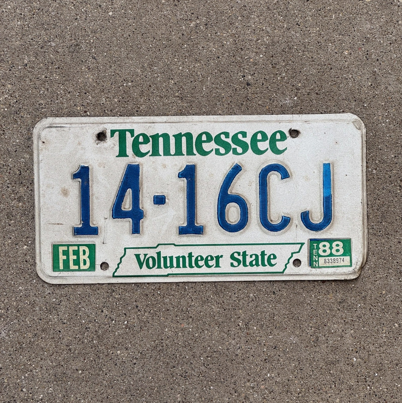 Photo of a 1984 1988 Tennessee License Plate Auto Tag Garage Decor 14 16 CJ
