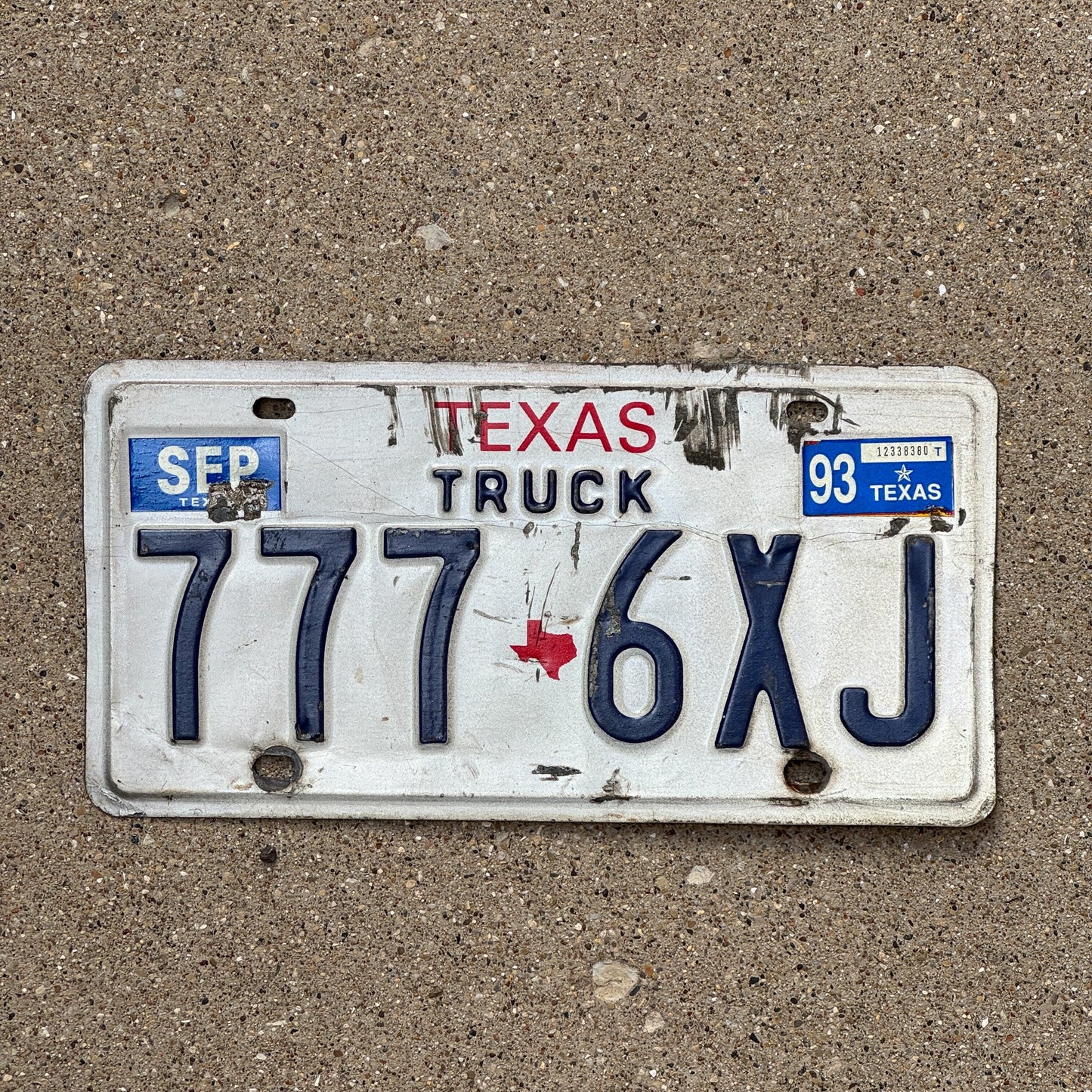 Photo of a 1985 Texas Truck License Plate Auto Tag Garage Decor Vintage Repeat Repeating 777 6XJ