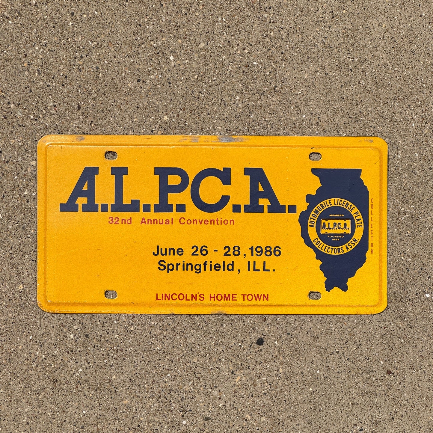 Photo of a 1986 Illinois License Plate Auto Tag Garage Decor Vintage ALPCA Convention Springfield