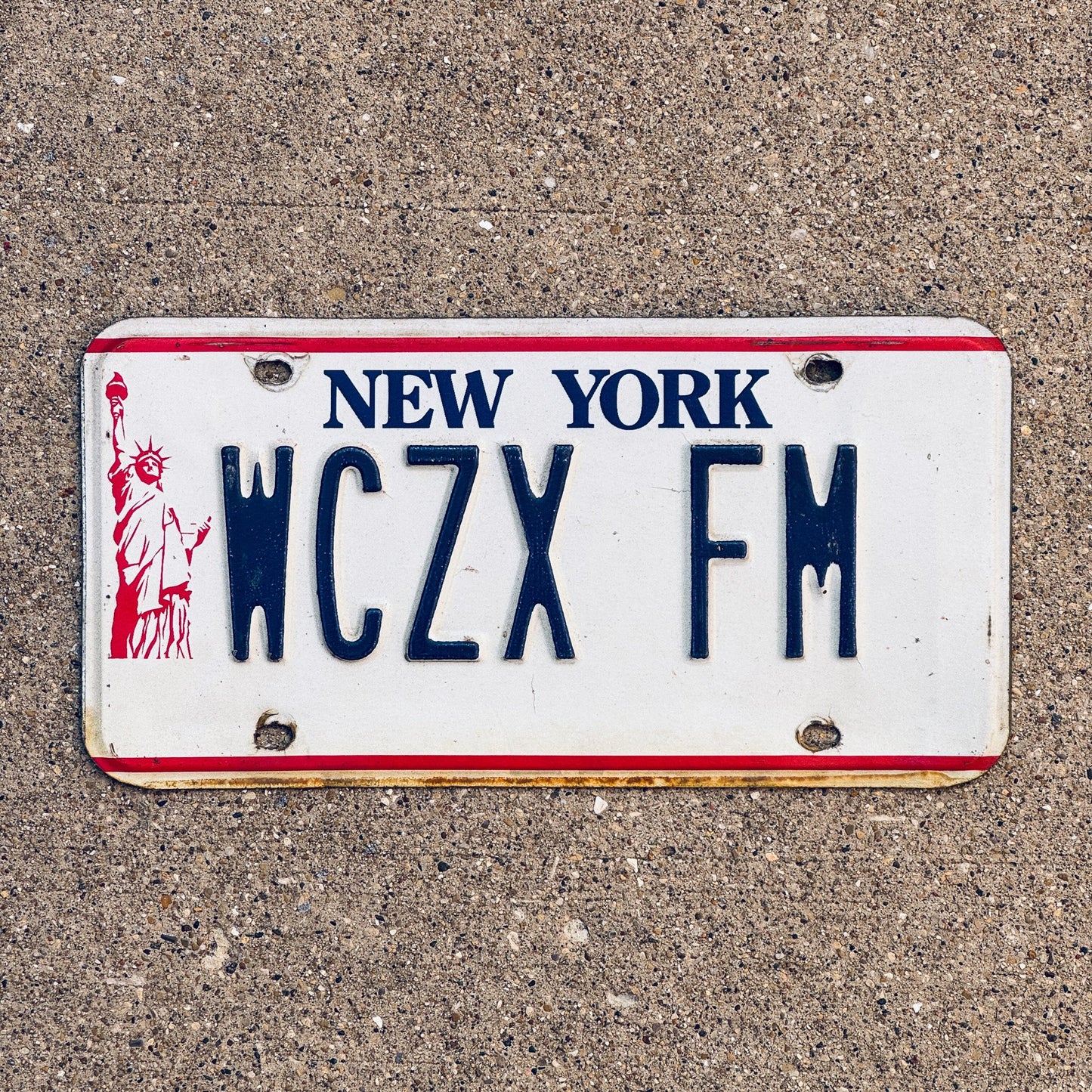 Photo of a 1986 New York HAM RADIO License Plate Auto Tag Garage Decor Vintage Liberty Base Hyde Park Country Music WCZX FM