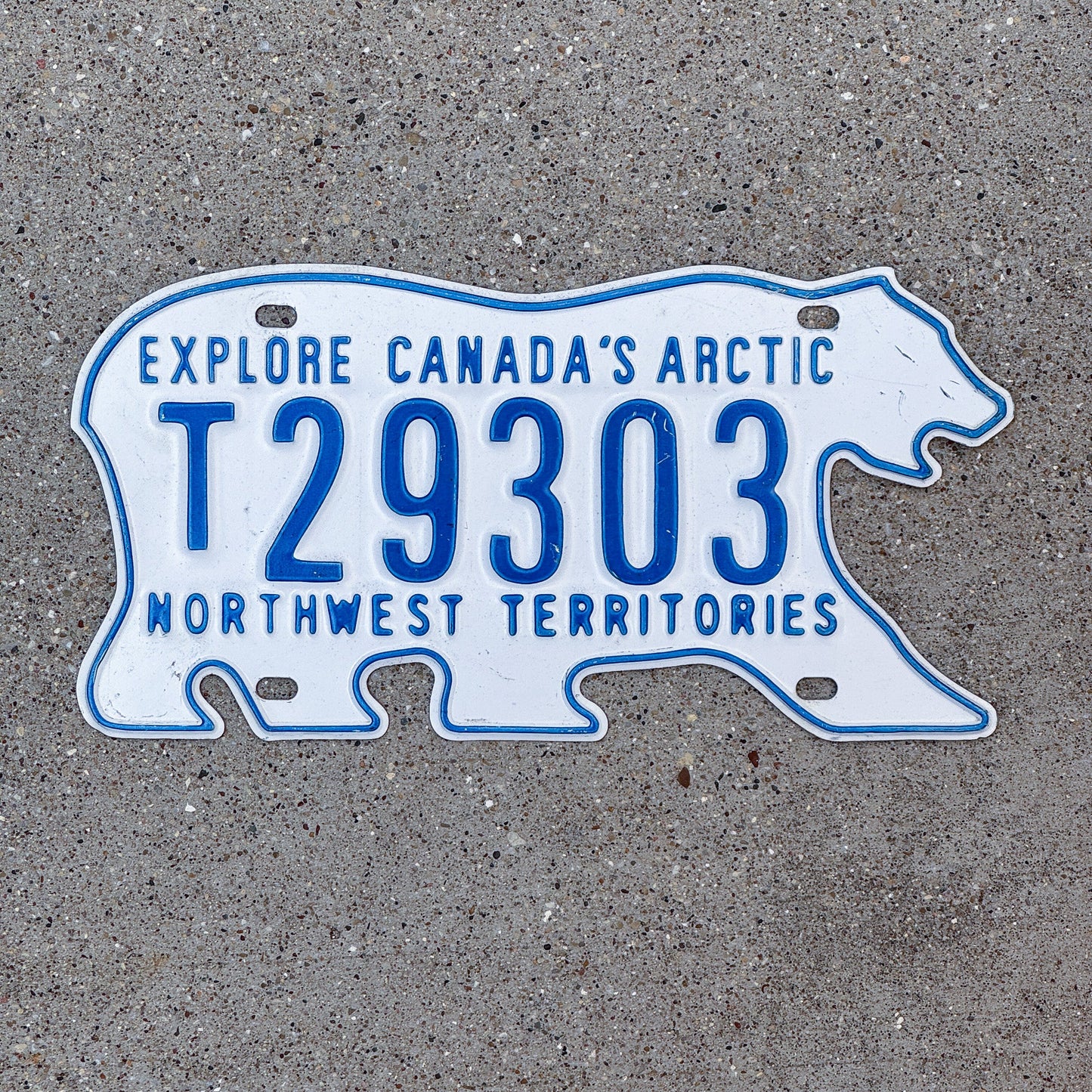 Photo of a 1986 Northwest Territories Trailer License Plate Auto Tag Garage Decor Vintage Polar Bear T 29303