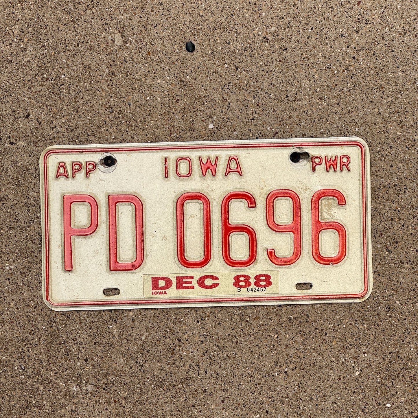 Photo of a 1987 1988 Iowa Apportioned Power License Plate Auto Tag Garage Decor Vintage PD 0696