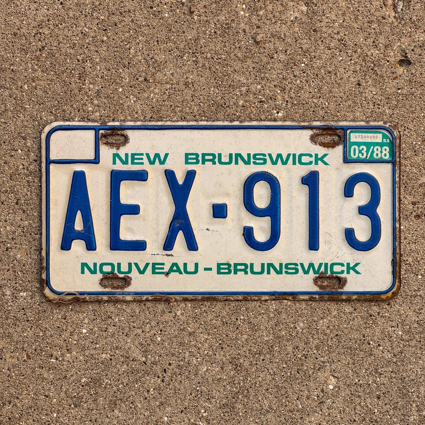 Photo of a 1987 1988 New Brunswick License Plate Auto Tag Garage Decor Vintage AEX 913