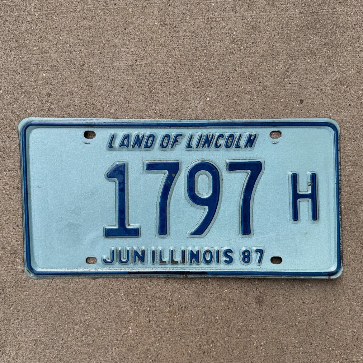 Photo of a 1987 Illinois TRUCK License Plate Auto Tag Garage Decor Vintage License Plate Auto Tag Garage Decor 1797 H
