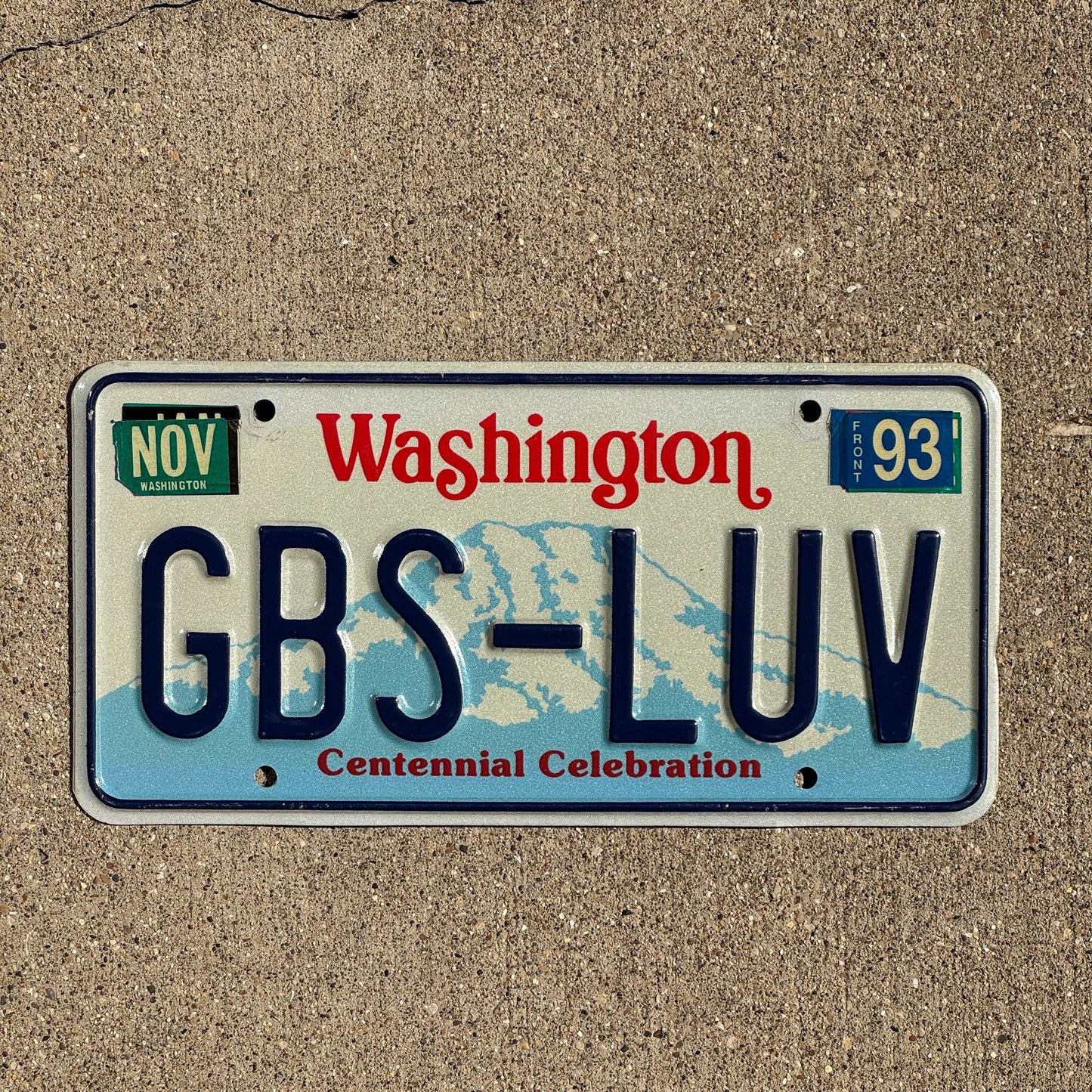 Photo of a 1987 Washington VANITY License Plate Auto Tag Garage Decor Vintage GBS LUV