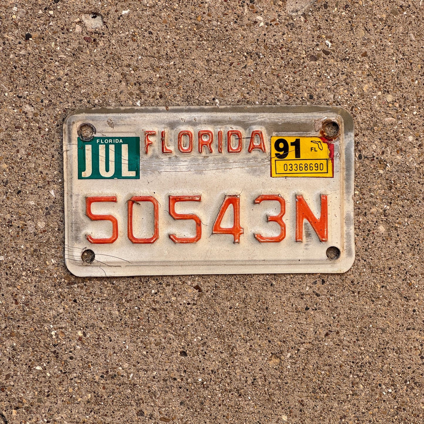 Photo of a 1988 Florida MOTORCYCLE License Plate Auto Tag Garage Decor Vintage 50543 N