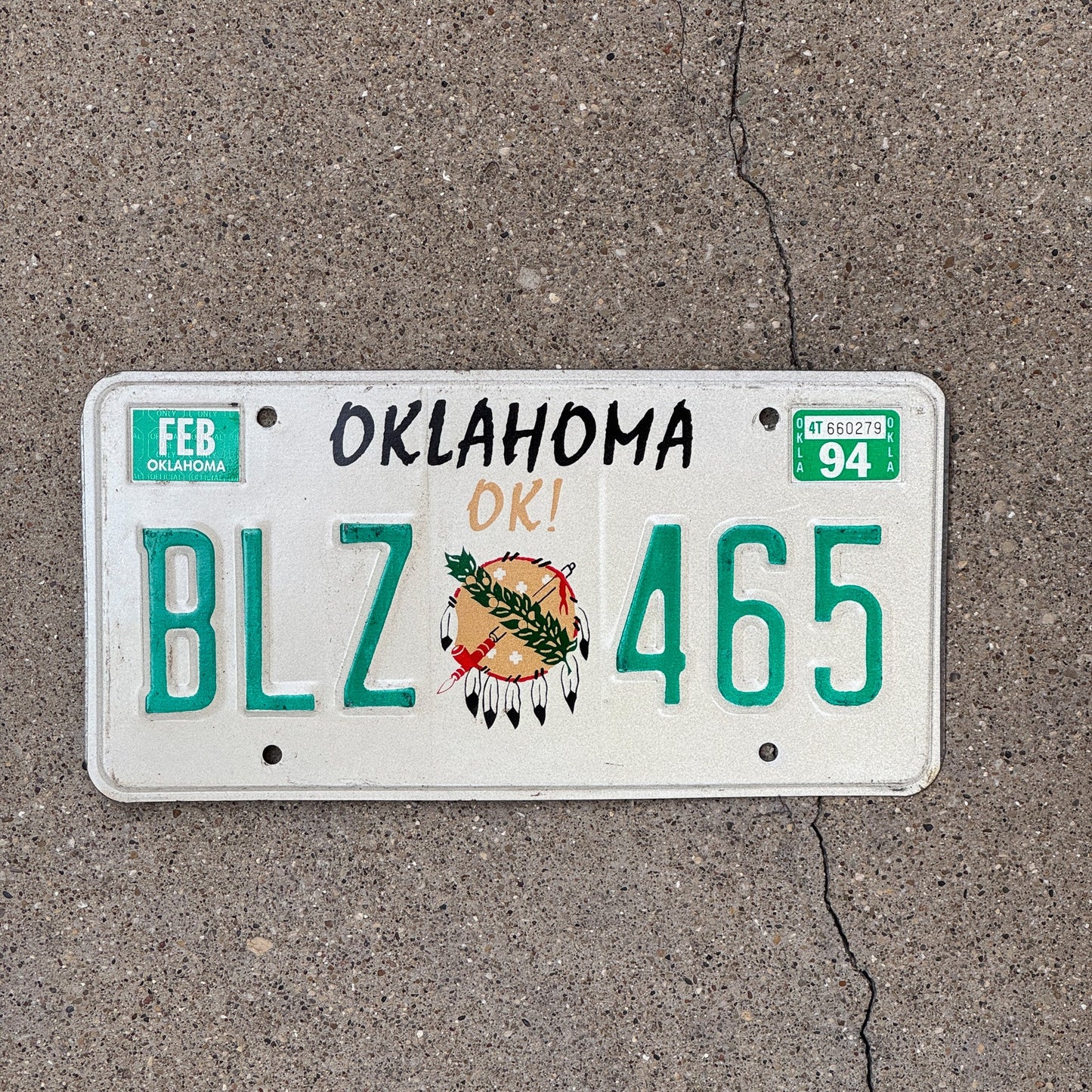 Photo of a 1989 1994 Oklahoma License Plate Auto Tag Garage Decor Vintage Native America BLZ 465
