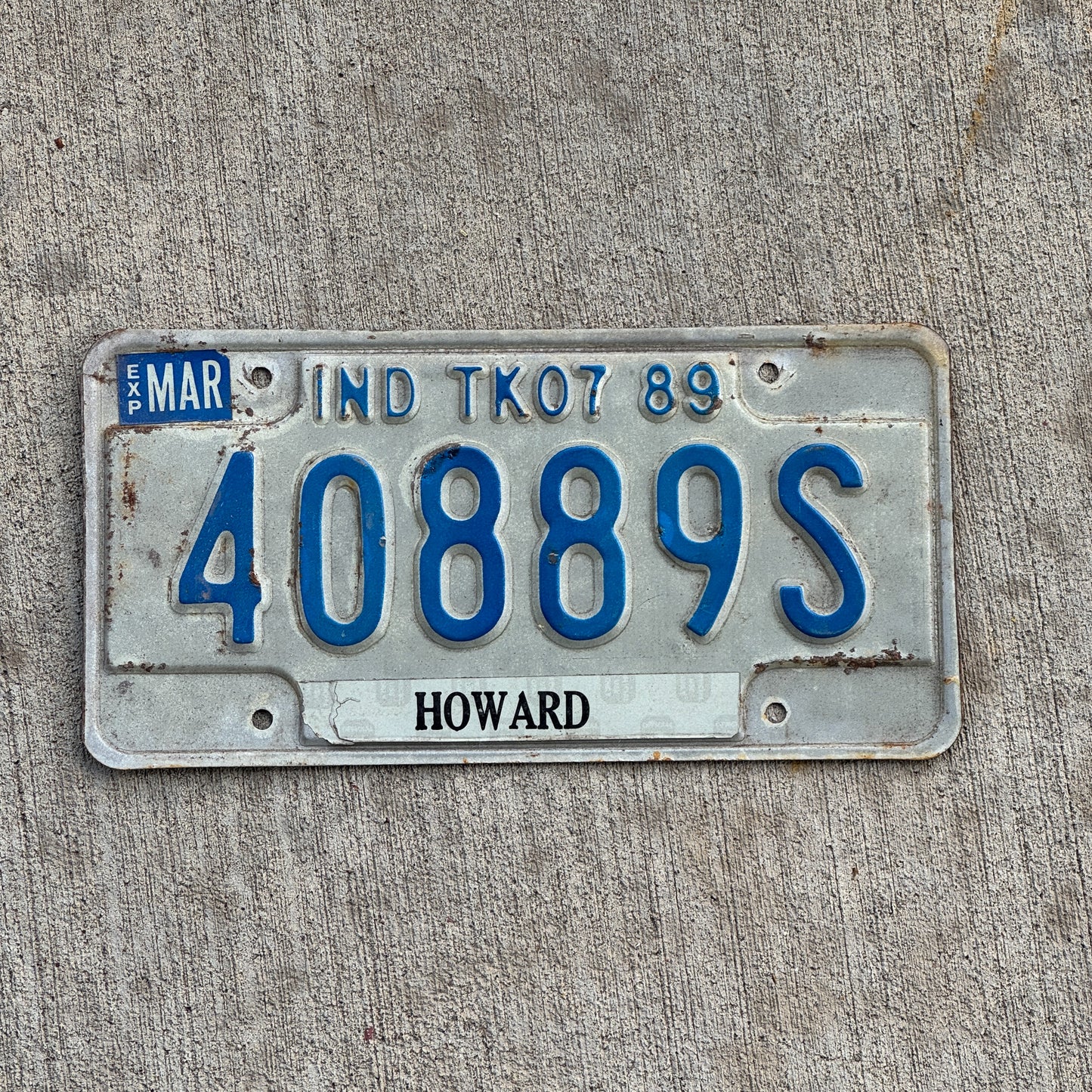 Photo of a 1989 Indiana Truck License Plate Auto Tag Garage Decor Vintage 40889 S with original patina