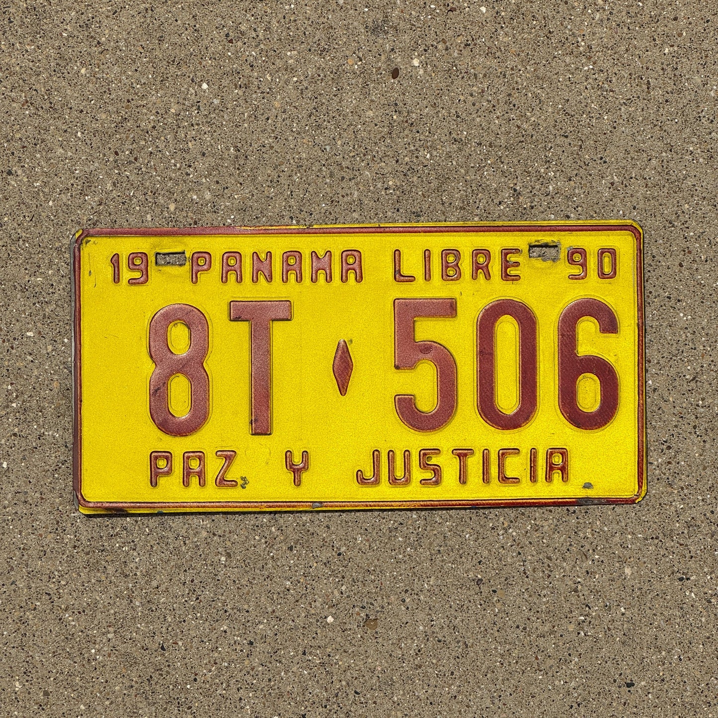 Photo of a 1990 Panama Taxi License Plate Auto Tag Garage Decor Vintage 8T 506