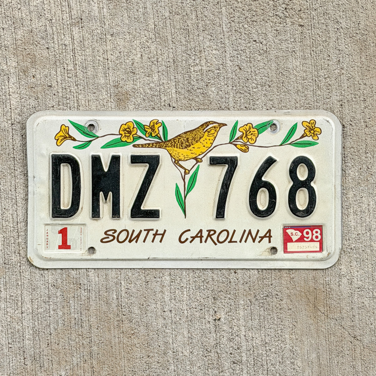 Photo of a 1991 1998 South Carolina License Plate Auto Tag Garage Decor Vintage DMZ 768 with original patina