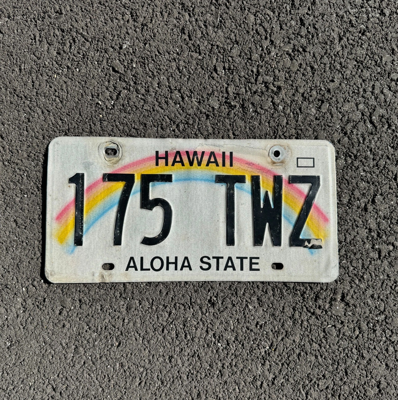 Photo of a 1991 Hawaii License Plate Auto Tag Garage Decor Vintage Rainbow 175 TWZ