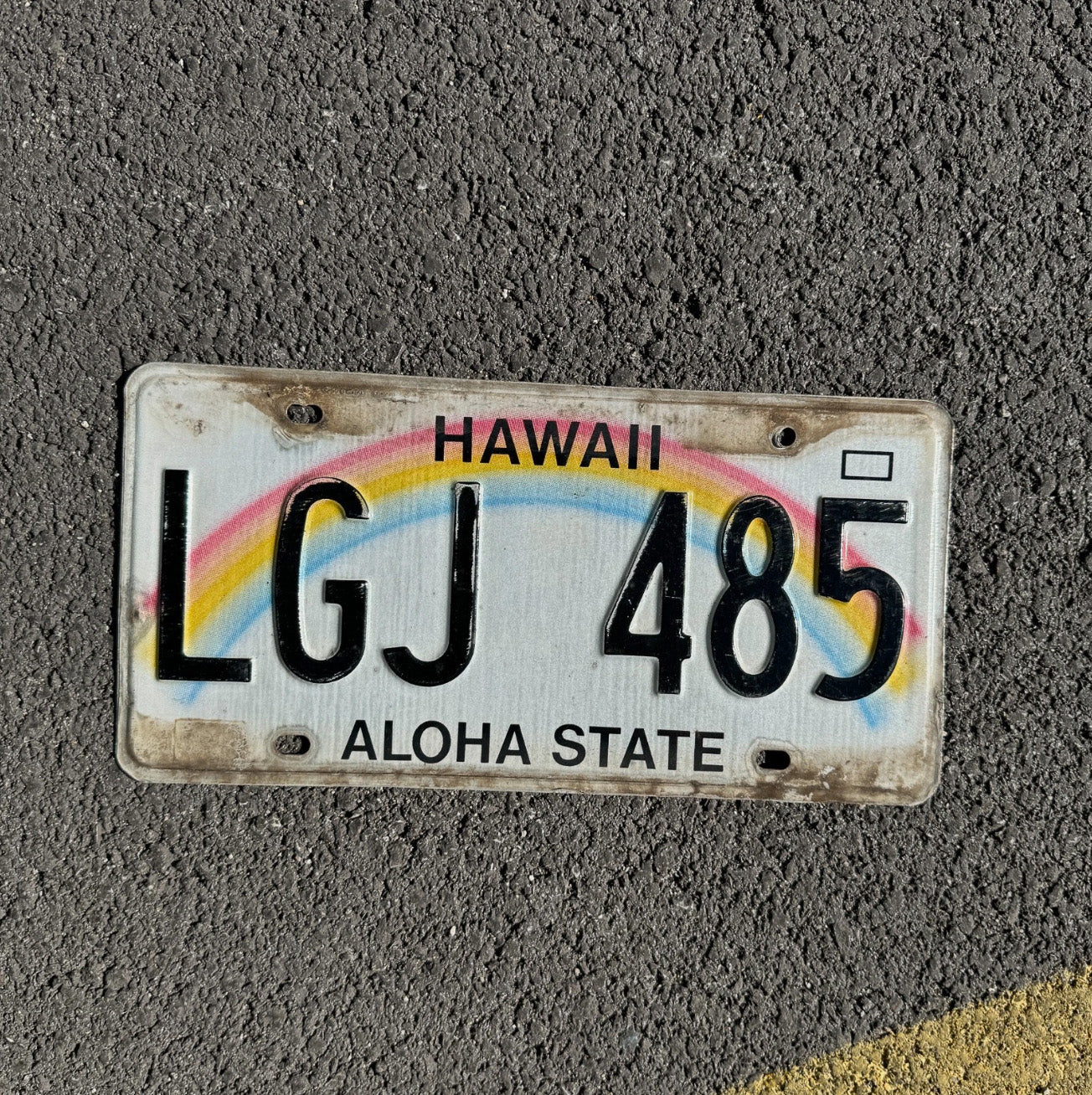 Photo of a 1991 Hawaii License Plate Auto Tag Garage Decor Vintage Rainbow LGJ 485
