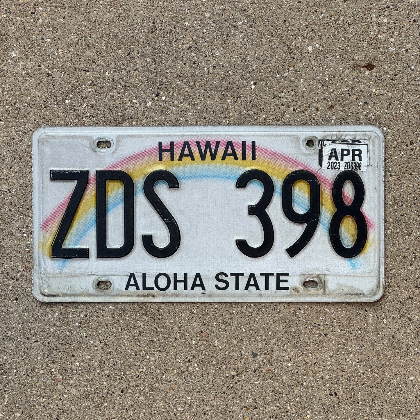 Photo of a 1991 Hawaii License Plate Auto Tag Garage Decor Vintage Rainbow ZDS 398