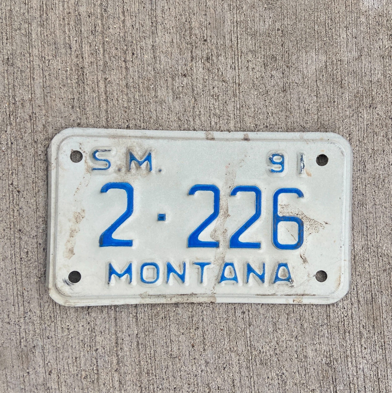 Photo of a 1991 Montana Special Mobile License Plate Auto Tag Garage Decor Vintage Repeat Repeating 2226