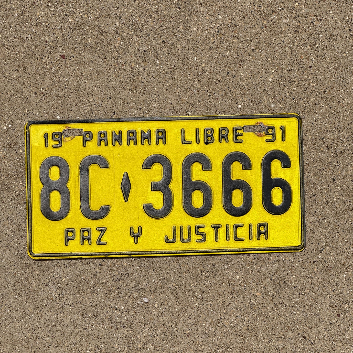 Photo of a 1991 Panama Commercial Truck License Plate Auto Tag Garage Decor Vintage Devil Evil Repeat 8C 3 666