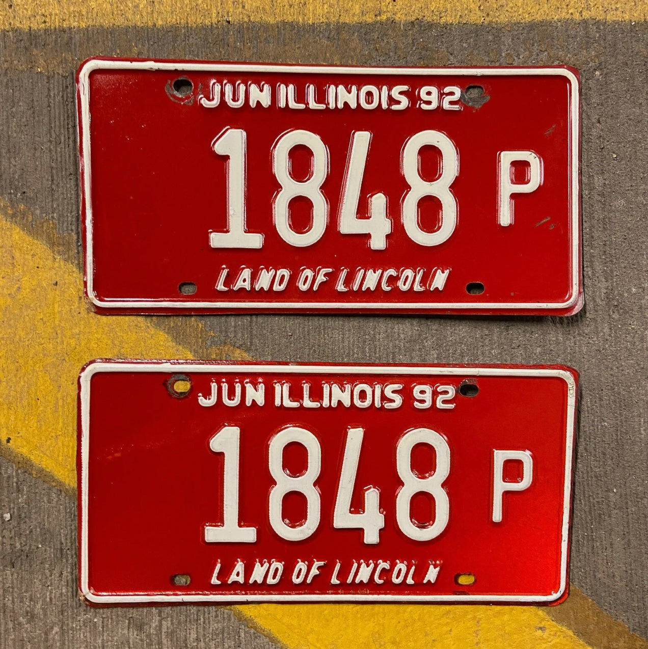 Photo of a 1992 Illinois Truck License Plate Pair Auto Tag Garage Decor Vintage 1848 P with original patina
