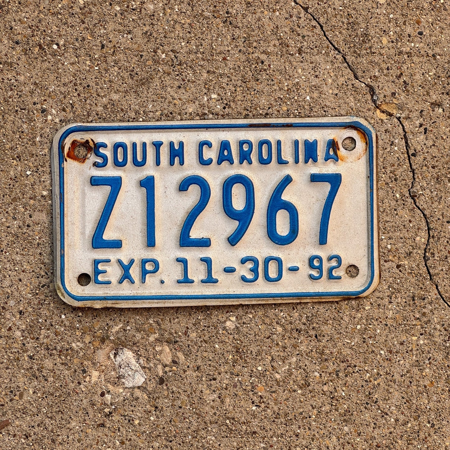 Photo of a 1992 South Carolina MOTORCYCLE License Plate Auto Tag Garage Decor Vintage Z 12967