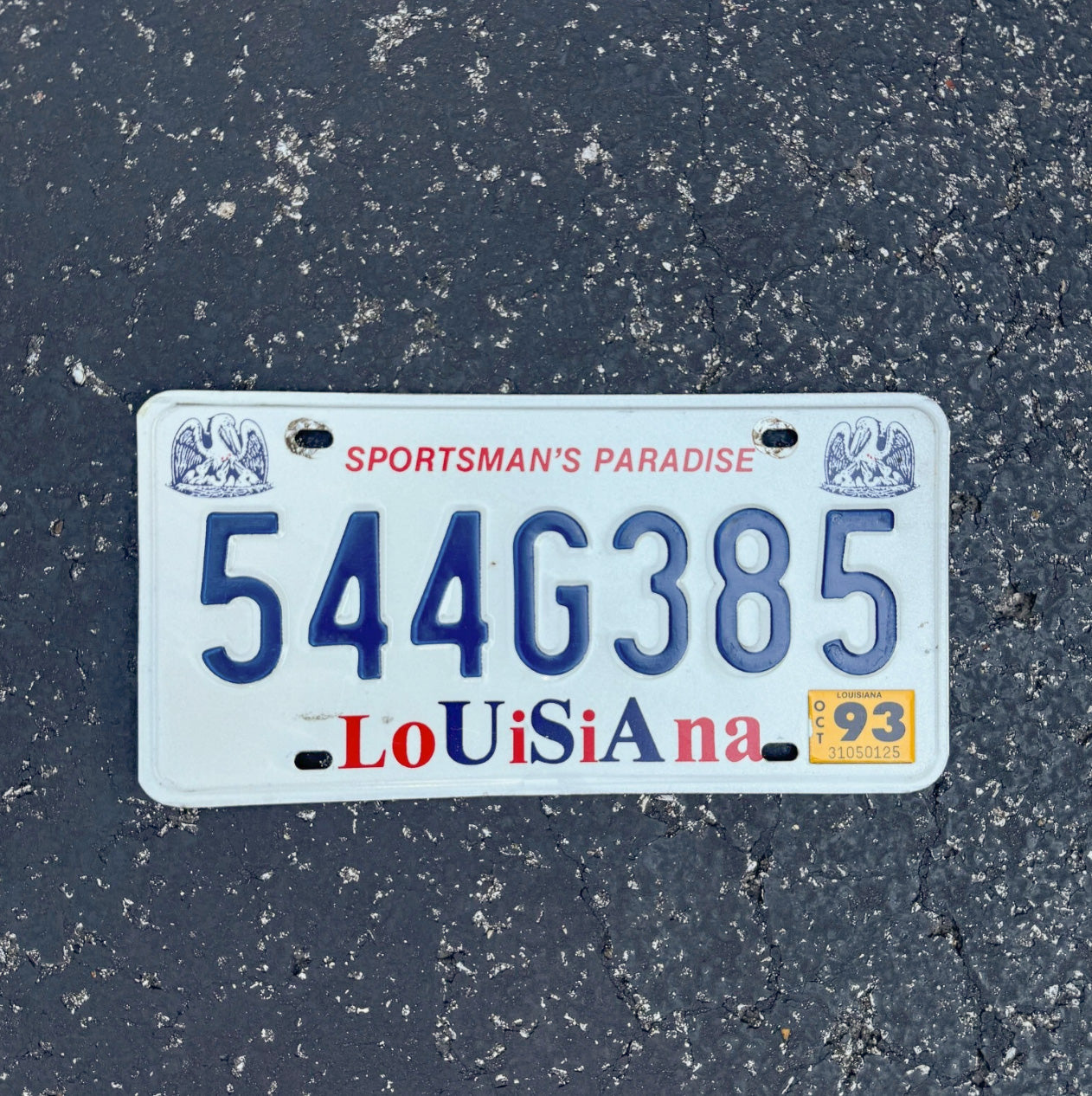 Photo of a 1993 Louisiana License Plate Auto Tag Garage Decor Vintage 544 G 385