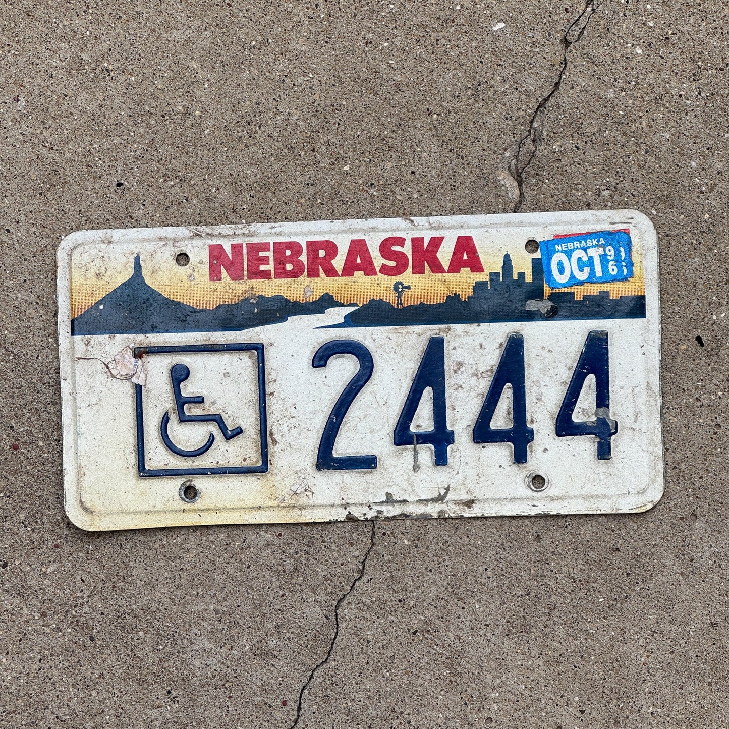Photo of a 1993 Nebraska Handicapped License Plate Auto Tag Garage Decor Vintage Repeat Repeating 2 444