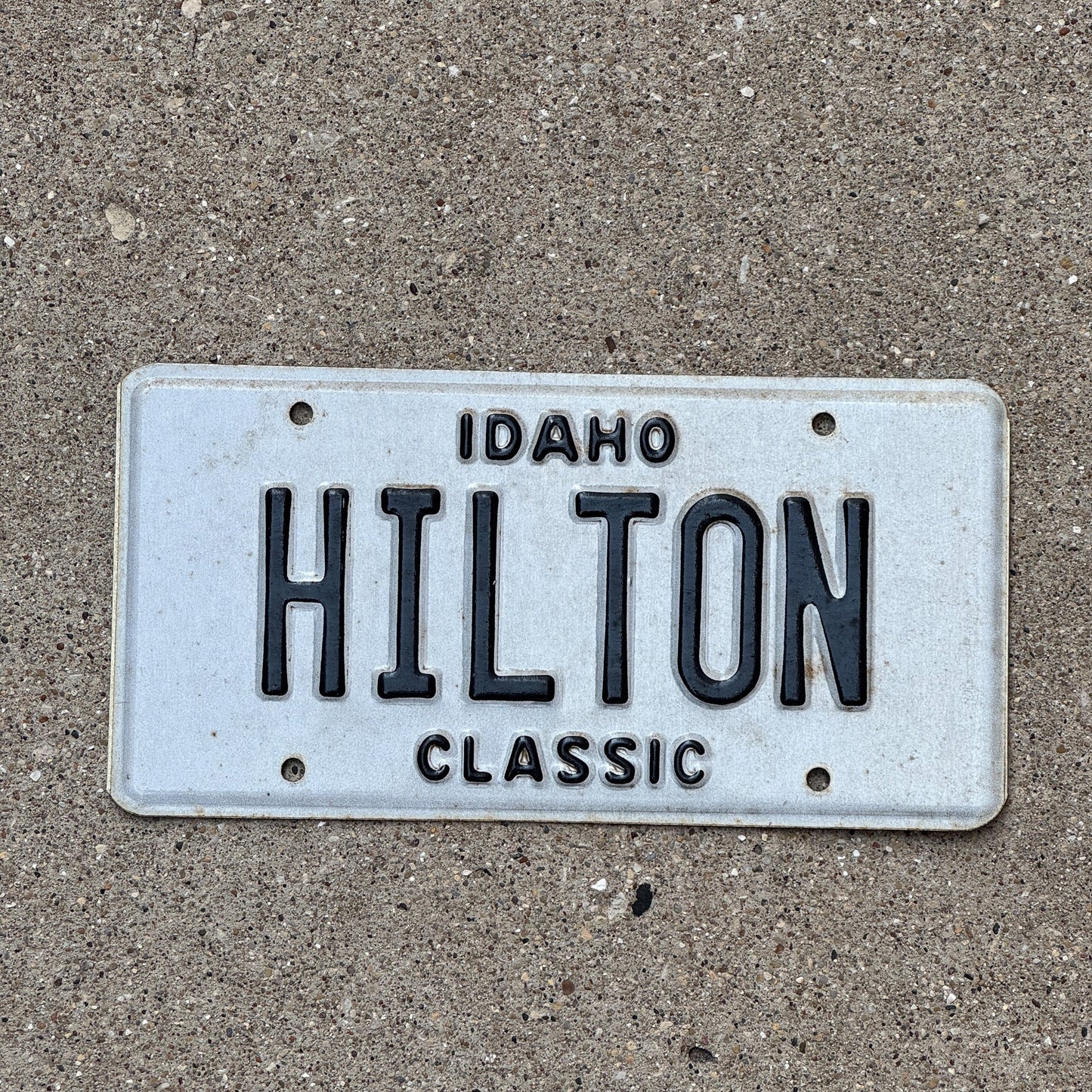 Photo of a 1995 Idaho CLASSIC CAR License Plate Auto Tag Garage Decor Vintage Hotels Hilton Head HILTON
