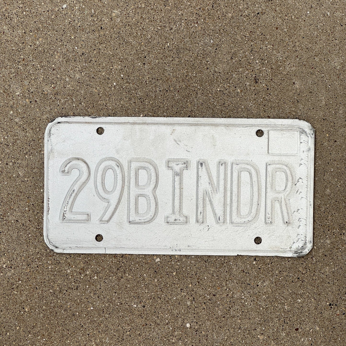 Photo of a 1995 Kansas Vanity Error License Plate Auto Tag Garage Decor Vintage Misprint 29 BINDR
